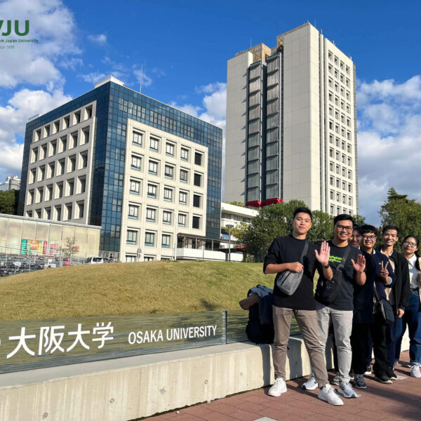 The fall internship period for Masters of Nano Technology (MNT) students in Japan