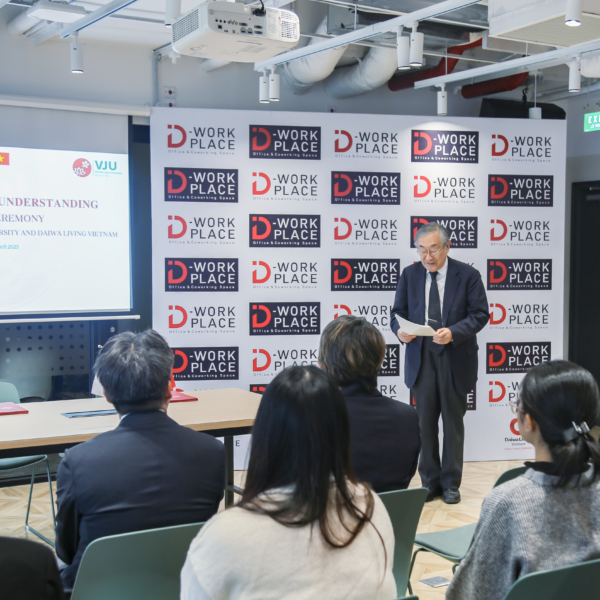 MOU SIGNING CEREMONY BETWEEN VIETNAM JAPAN UNIVERSITY AND DAIWA LIVING VIETNAM